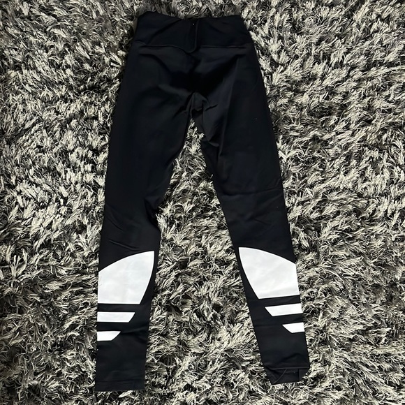 Adidas leggings - Picture 1 of 2